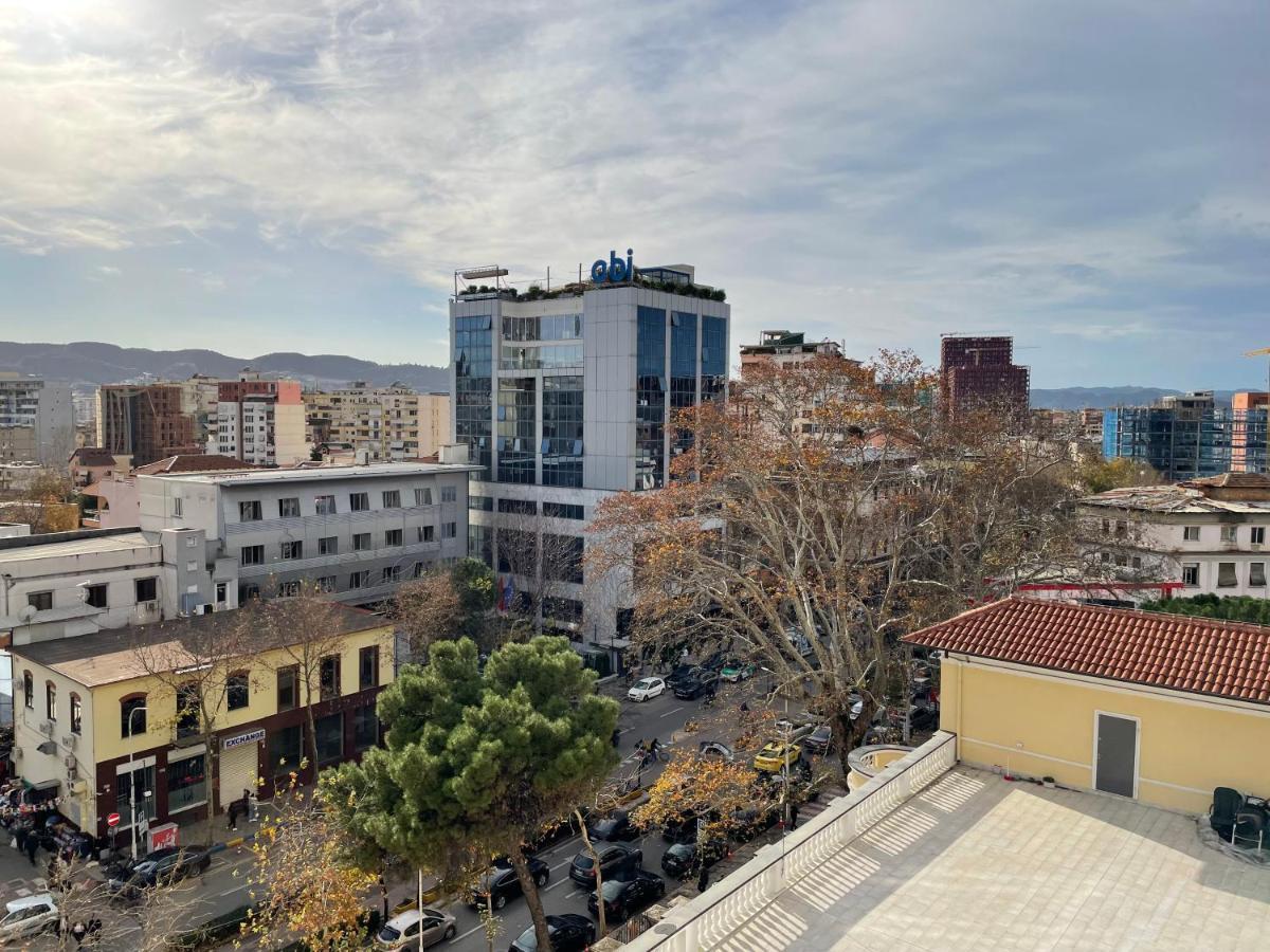 Sun Tower-Center Of Tirana Apartment Exterior photo