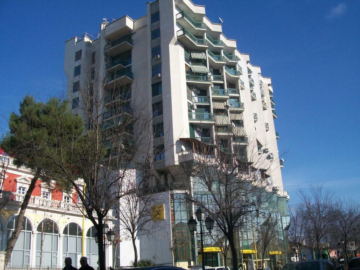 Sun Tower-Center Of Tirana Apartment Exterior photo